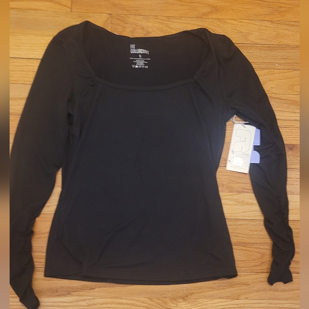 Future Collective Women's Black Top Rouge Sleeves